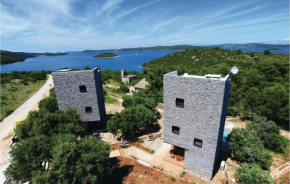 Amazing Home In Dragove With House Sea View